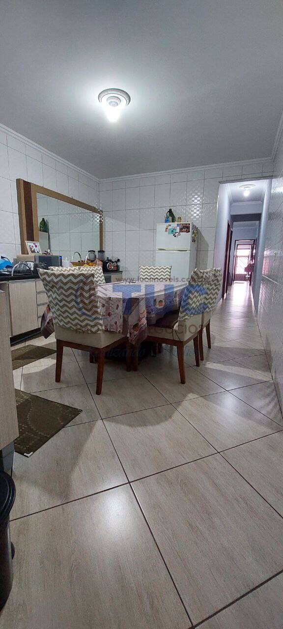 Casa à venda com 4 quartos, 149m² - Foto 18