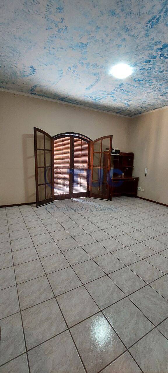 Casa à venda com 3 quartos, 190m² - Foto 13